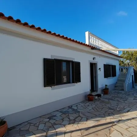 Hébergement de vacances Moradia De Campo Isolada Com Piscina A 5km Da