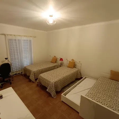 Moradia De Campo Isolada Com Piscina A 5km Da Dom wakacyjny
