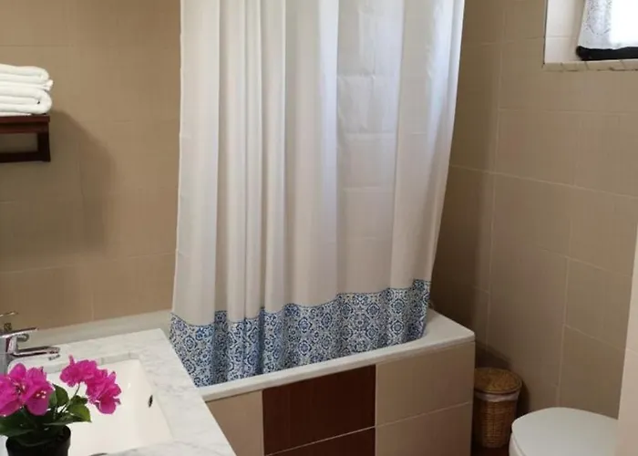 Moradia De Campo Isolada Com Piscina A 5km Da Hébergement de vacances Alcantarilha