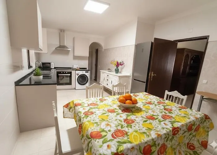 Moradia De Campo Isolada Com Piscina A 5km Da Hébergement de vacances Alcantarilha
