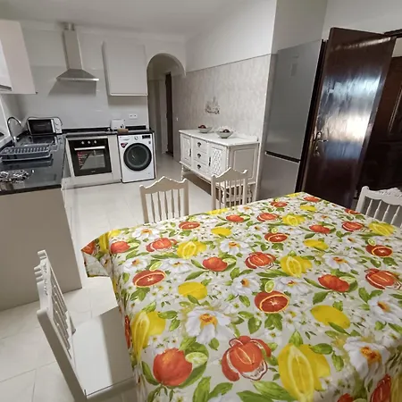 Moradia De Campo Isolada Com Piscina A 5km Da * אלקנטרילה
